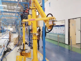 氣動助力機(jī)械手-冷凝器