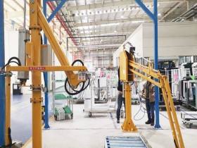 氣動助力機(jī)械臂